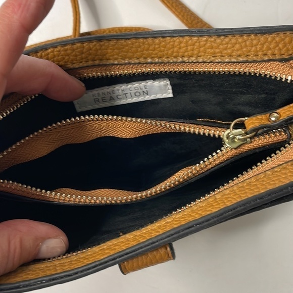 Kenneth Cole Vegan Pebble Leather Butterscotch Crossbody - Picture 6 of 9